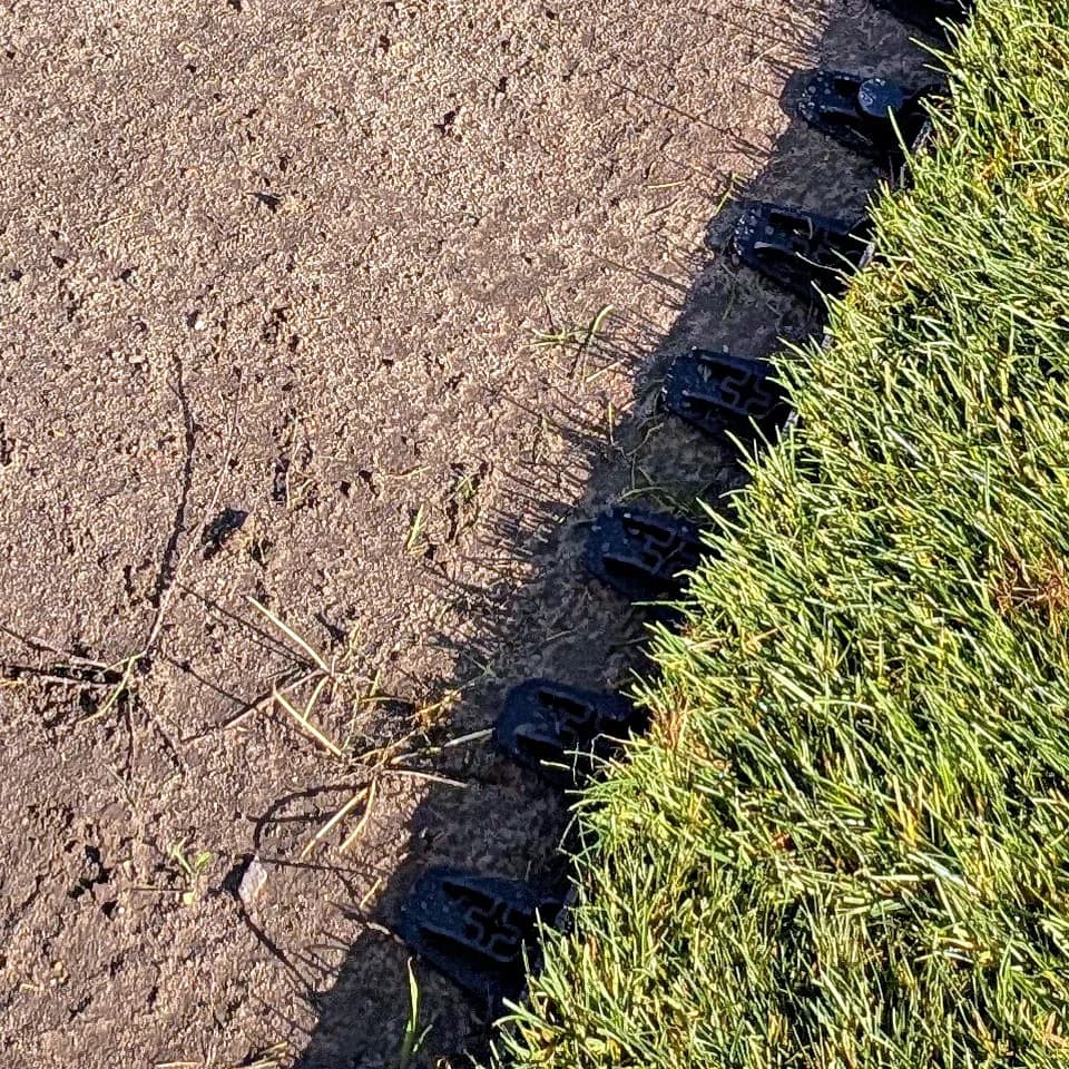 Montaż: Obrzeże ogrodowe Domelo 4,5 cm